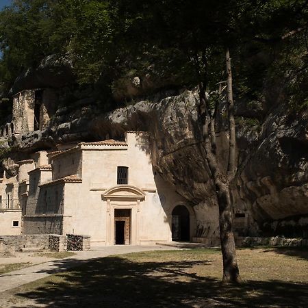 Albergo Parco Della Maiella Sant'Eufemia a Maiella Bagian luar foto