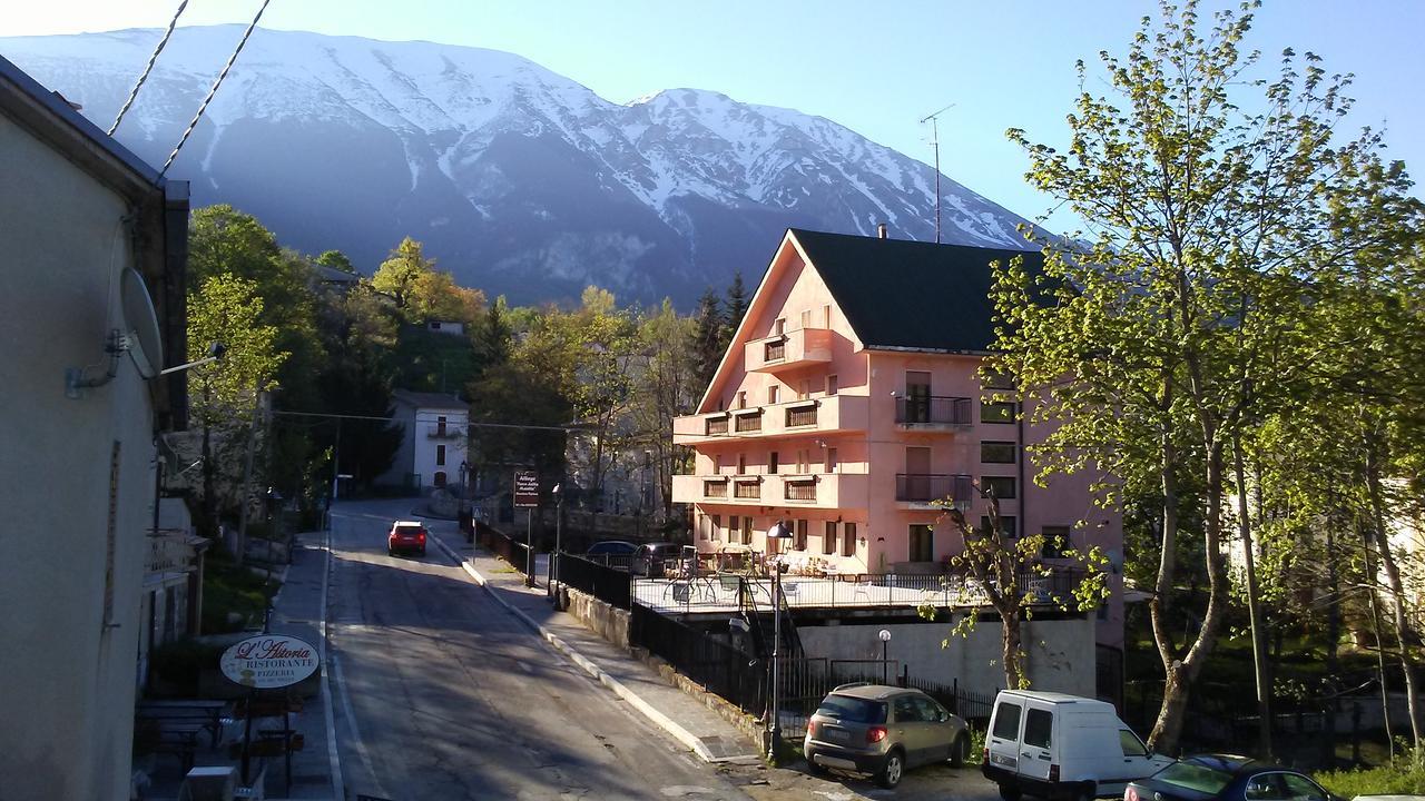 Albergo Parco Della Maiella Sant'Eufemia a Maiella Bagian luar foto